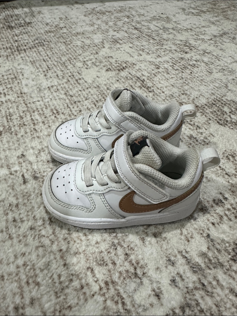 Kids White Nike Sneakers with Brown Accent
